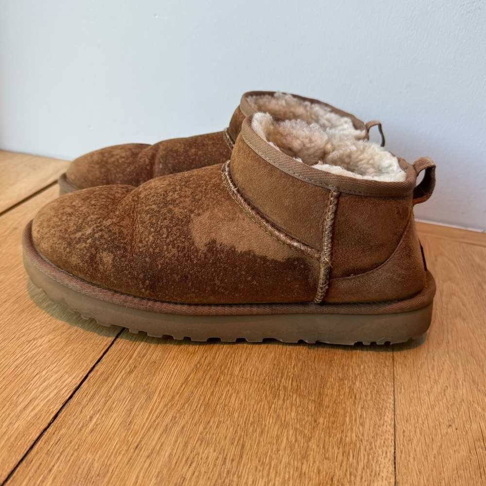 UGG Chestnut Brown Shearling Lined Short Booties
